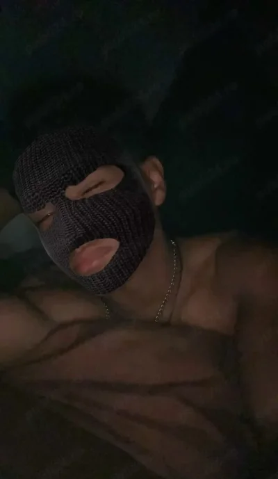 ***Băiat 18 ani***
