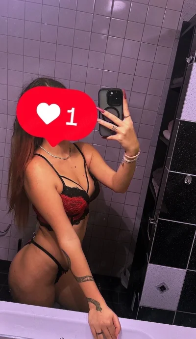Sara squirt