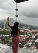 New acum am ajuns milf discretie igiena singura dusi in preuna masaji selectez de la telefon jucari - imagine 5