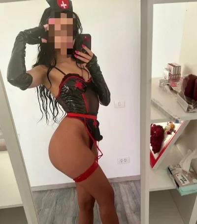 Tânăra 24 de ani gata de distracție