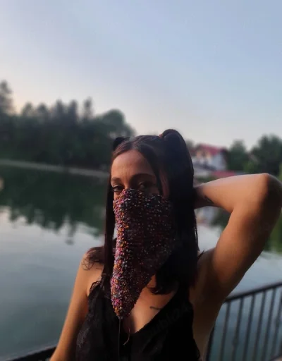 Nu ai cum sa ratezi asta ! Daca vrei una fără fițe si vrei o fetiță dulce și jucăușă