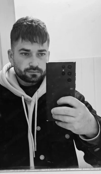 Bună sunt aici pentru tine abia aștept sa ne cunoaștem aștept mesaj pe wapp?