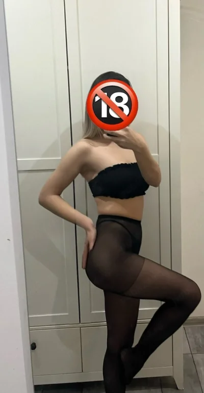 Blonda slim ! Doar pentru cateva zile in oras