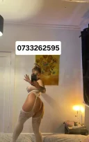 Blonda dulce ofer si masaj - imagine 1