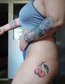 Nu Folosesc WhatsApp La locație fac confirmare cu tatuajele pozele îmi aparține în totalitate 100% - imagine 1