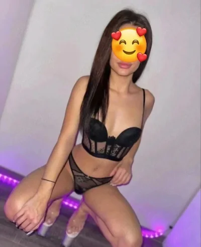 Buna detin si licatie fac si deplasari + partyy