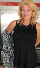 Milf 46 doar show web detalii wapp - imagine 3